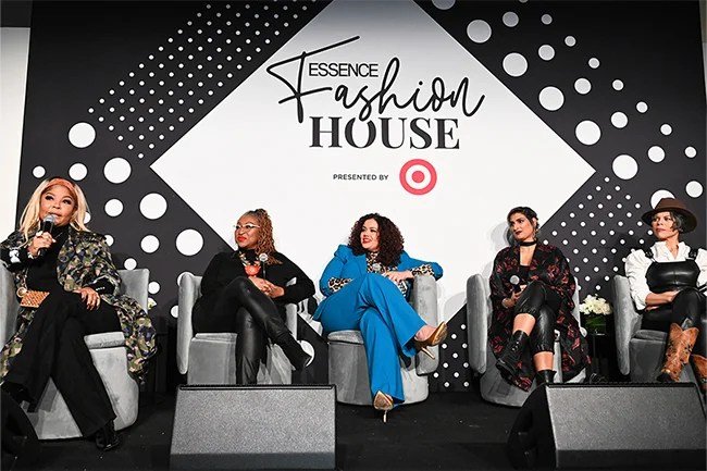 Fashion House 2021 Splash Page Essence
